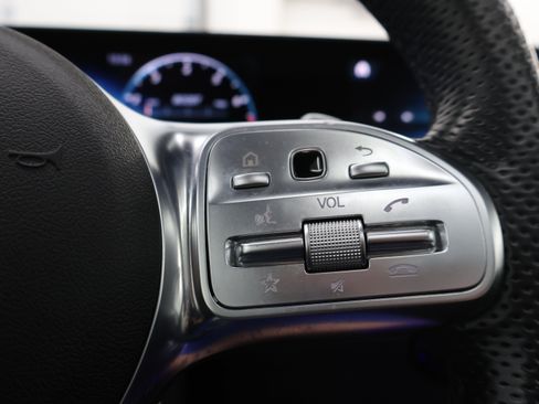 Used 2022 Mercedes-Benz GLB 35 AMG 4MATIC image 15