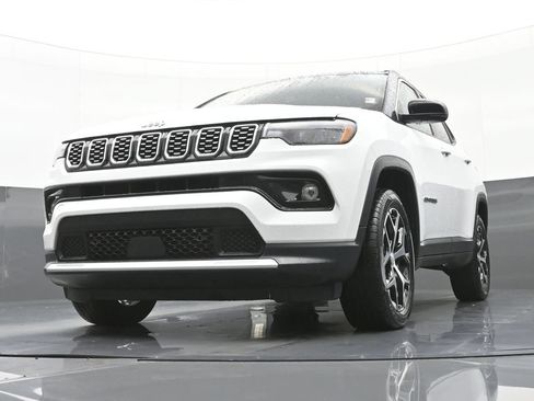 Used 2024 Jeep Compass Limited AWD/4WD image 52
