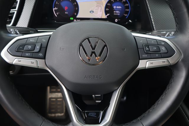 Certified 2025 Volkswagen Atlas Cross Sport SEL R-Line AWD/4WD image 22