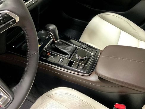 Used 2024 MAZDA CX-30 AWD 2.5 S w/ Premium Package image 17