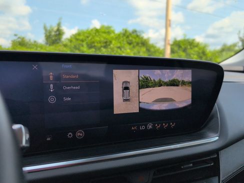 Used 2024 Buick Envision Preferred AWD/4WD image 18