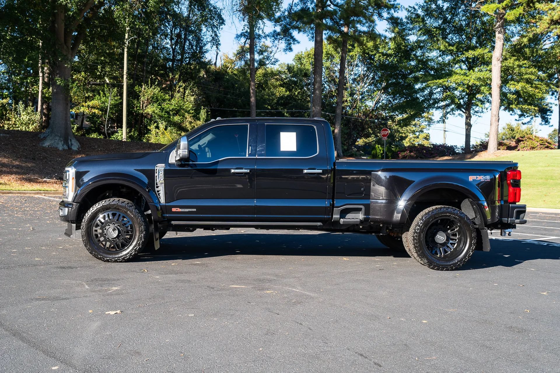 Used 2024 Ford F450 Limited w/ FX4 Off-Road Package AWD/4WD image 4