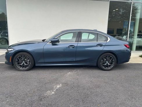 Used 2025 BMW 330i xDrive Sedan w/ Convenience Package image 2