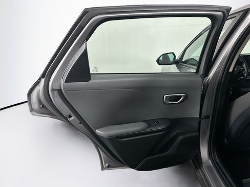 Used 2025 Kia K4 FWD image 26