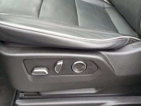 Used 2021 Cadillac Escalade Premium Luxury w/ Driver Assist Tech Package AWD/4WD image 26