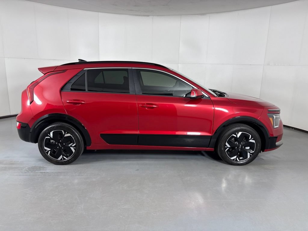 Used 2023 Kia Niro Wind FWD image 9