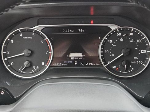 Used 2025 Nissan Rogue SV FWD image 20