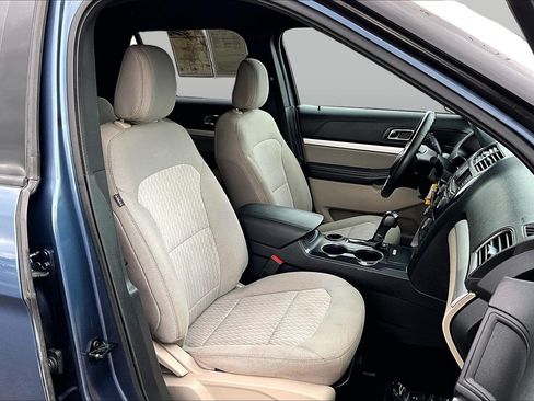 Used 2018 Ford Explorer FWD image 7