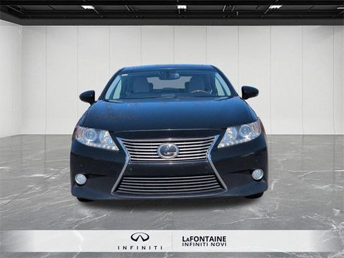 Used 2013 Lexus ES 350 w/ Luxury Pkg image 8