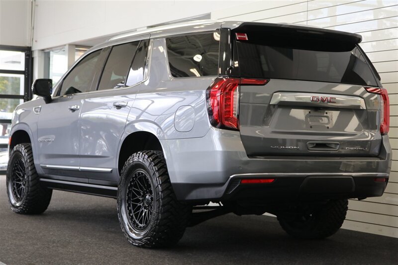 Used 2022 GMC Yukon Denali AWD/4WD image 7