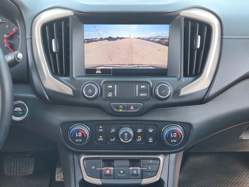 Used 2023 GMC Terrain Denali AWD/4WD image 18