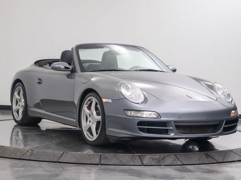 Used 2006 Porsche 911 Carrera S RWD image 8