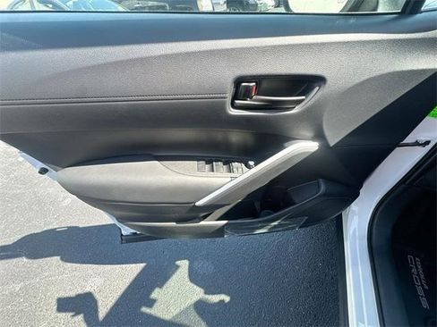 Used 2026 Toyota Corolla Cross SE image 22