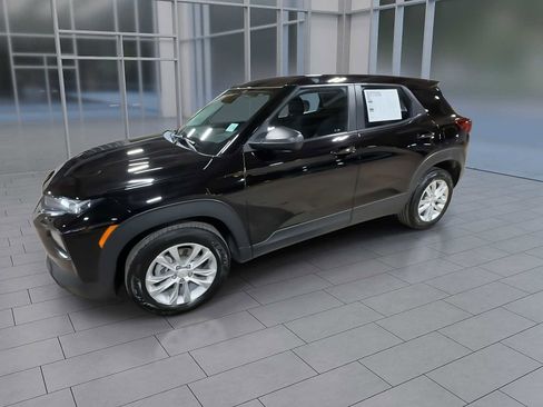 Used 2023 Chevrolet TrailBlazer LS image 4