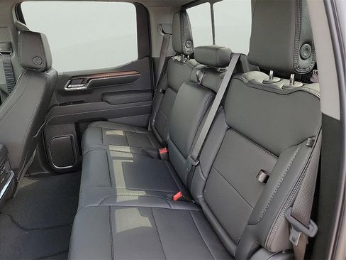 New 2026 GMC Sierra 1500 Denali w/ Denali Reserve Package image 13