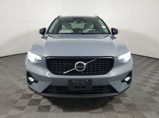 Used 2023 Volvo XC40 B5 Plus w/ Climate Package AWD/4WD video 2