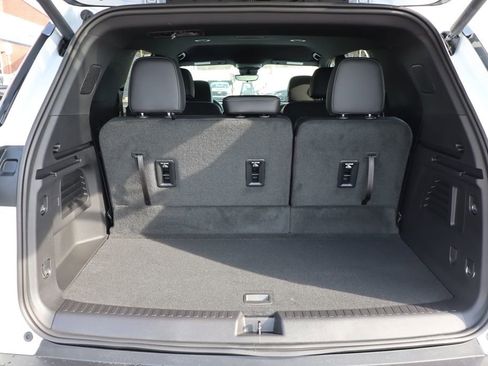 New 2026 Chevrolet Traverse LT w/ Driver Confidence Package image 34