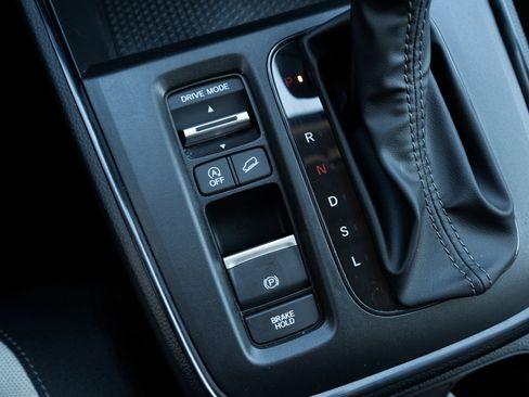 Used 2025 Honda CR-V EX image 28