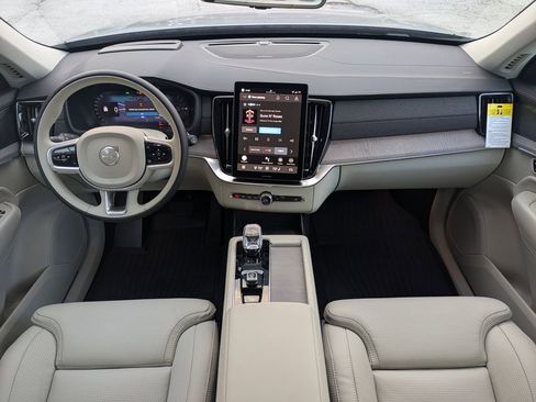 New 2026 Volvo XC90 T8 Ultra w/ Protection Package Premier AWD/4WD image 9