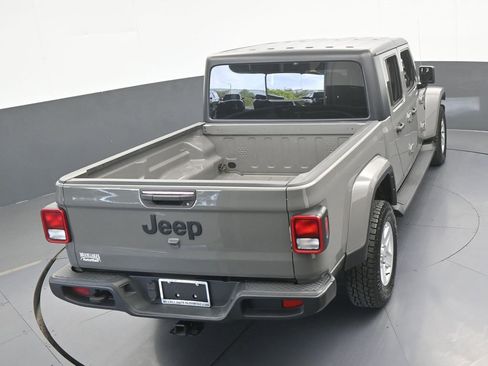 Used 2022 Jeep Gladiator Sport AWD/4WD image 45