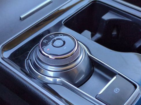 Certified 2019 Ford Edge SEL w/ Equipment Group 201A image 37