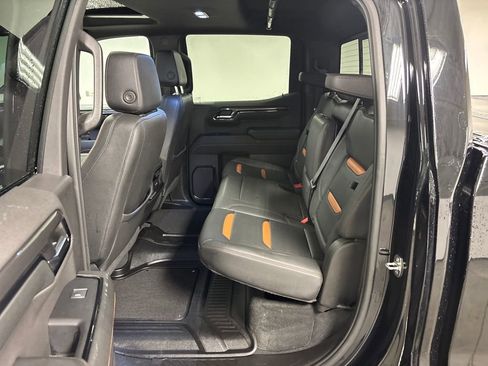 Used 2024 GMC Sierra 1500 AT4 w/ AT4 Premium Package image 42