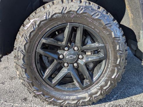 Used 2023 Chevrolet Silverado 1500 LT Trail Boss w/ Protection Package image 29