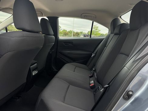 Used 2025 Toyota Corolla LE FWD image 26