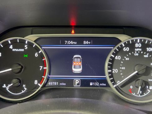 Used 2025 Nissan Sentra SV FWD image 26