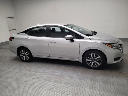 Used 2025 Nissan Versa SV w/ Trunk Package FWD image 11