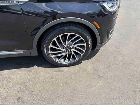 Used 2019 Lincoln Nautilus Reserve AWD/4WD image 34