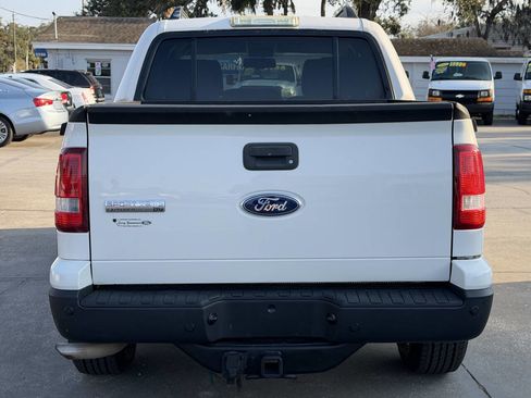 Used 2009 Ford Explorer Sport Trac XLT image 7