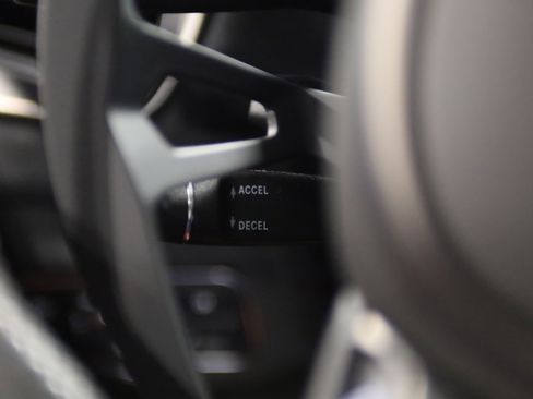 Used 2020 Aston Martin V8 Vantage Coupe RWD image 23