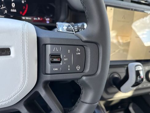 New 2026 Land Rover Defender 110 OCTA image 19