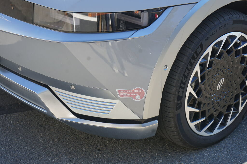 Certified 2023 Hyundai Ioniq 5 Limited AWD/4WD image 12
