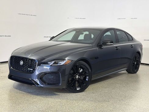 Used 2024 Jaguar XF R-Dynamic SE AWD/4WD image 1