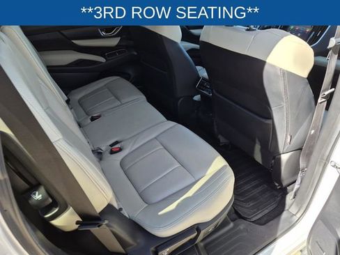 Used 2022 Subaru Ascent Limited w/ Technology Package image 20