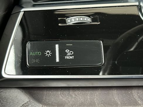 Used 2021 Audi Q7 3.0T Prestige AWD/4WD image 31