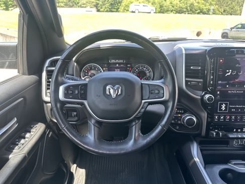 Used 2020 RAM 1500 Big Horn AWD/4WD image 23