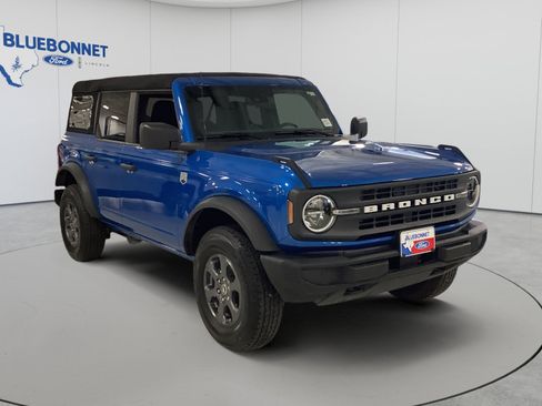 Used 2025 Ford Bronco Big Bend AWD/4WD image 3