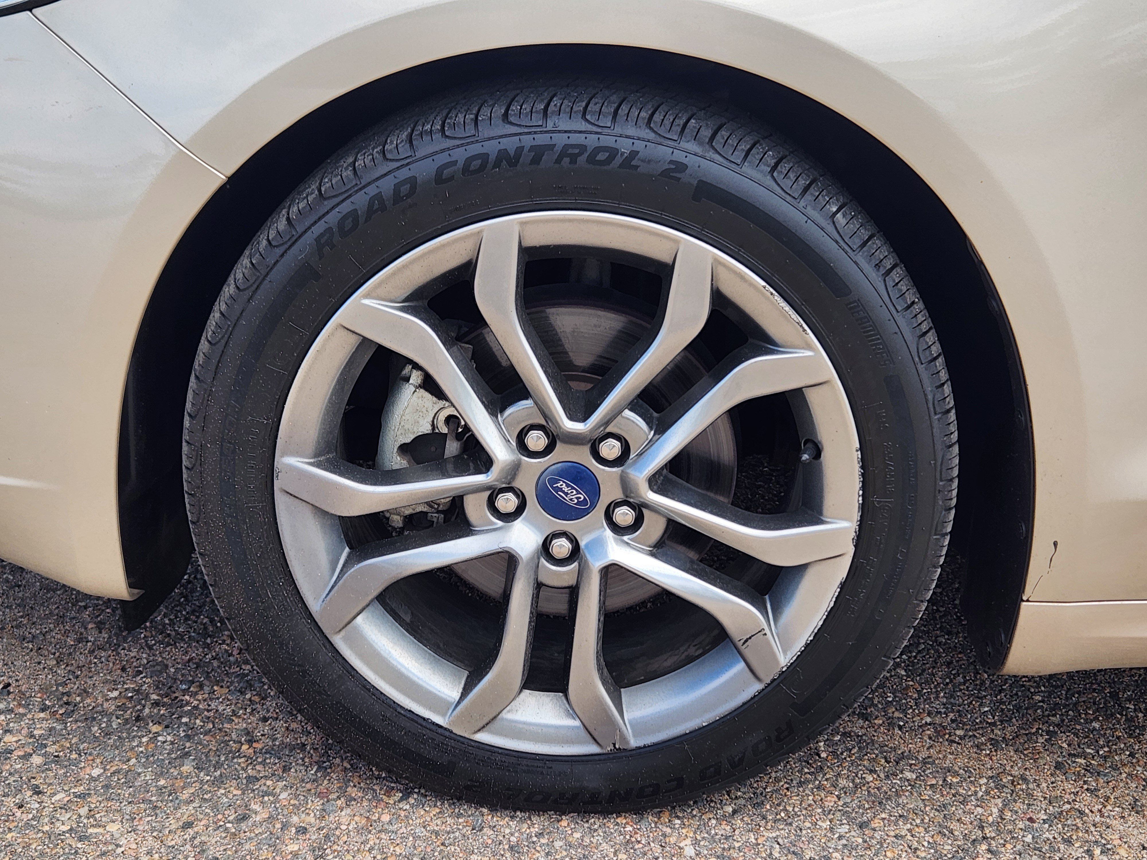 Used 2019 Ford Fusion SEL FWD image 7