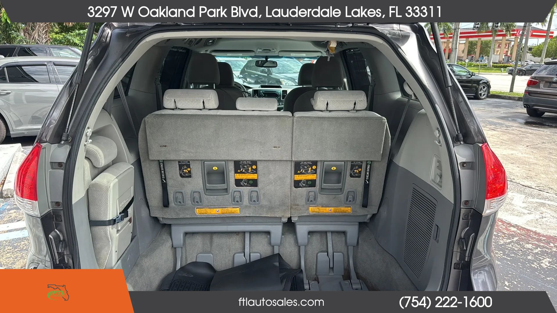 Used 2013 Toyota Sienna LE FWD image 35
