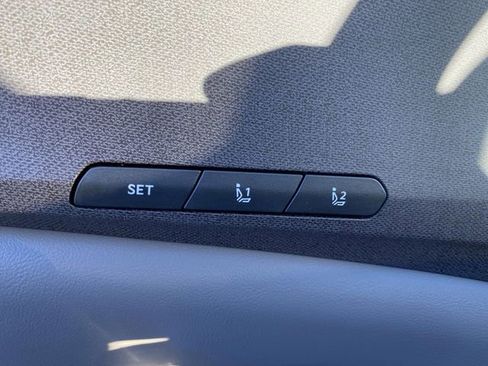 New 2026 Kia Carnival EX image 27