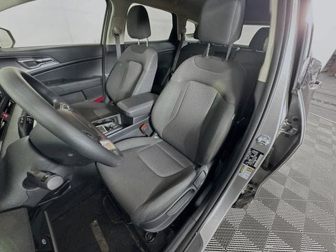 Certified 2025 Kia Sportage LX AWD/4WD image 20