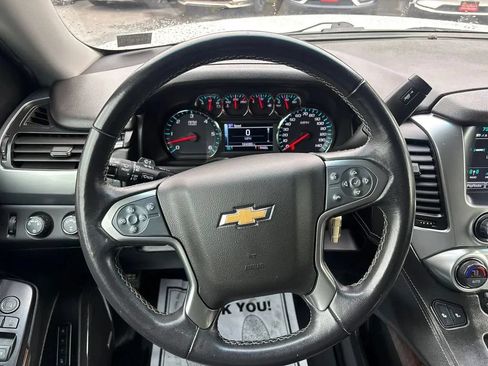 Used 2018 Chevrolet Suburban LT AWD/4WD image 21