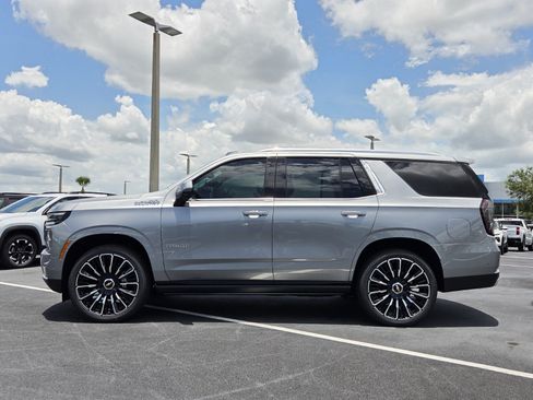 New 2026 Chevrolet Tahoe High Country AWD/4WD image 3
