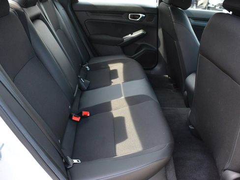 Used 2025 Honda Civic Sport image 17