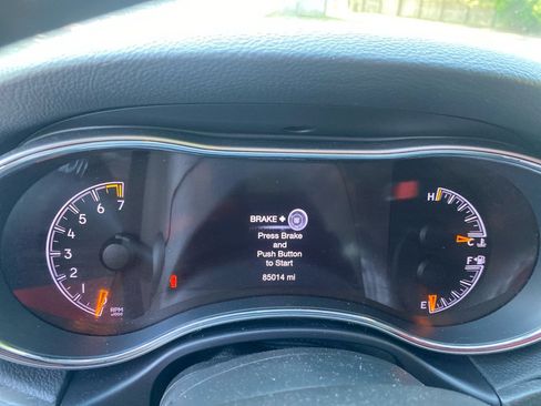 Used 2017 Jeep Grand Cherokee Altitude AWD/4WD image 11