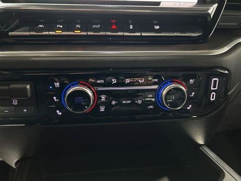 New 2026 GMC Sierra 1500 SLT w/ SLT Premium Plus Package image 30