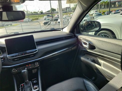 Used 2023 Jeep Compass Altitude image 14